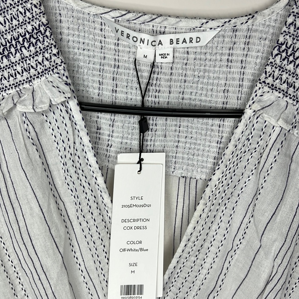 Beautiful Cox dress from Nord Strom with tag on it
